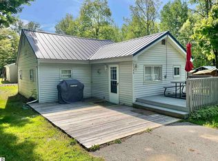 2340 Greenwood Rd, Lupton, MI 48635