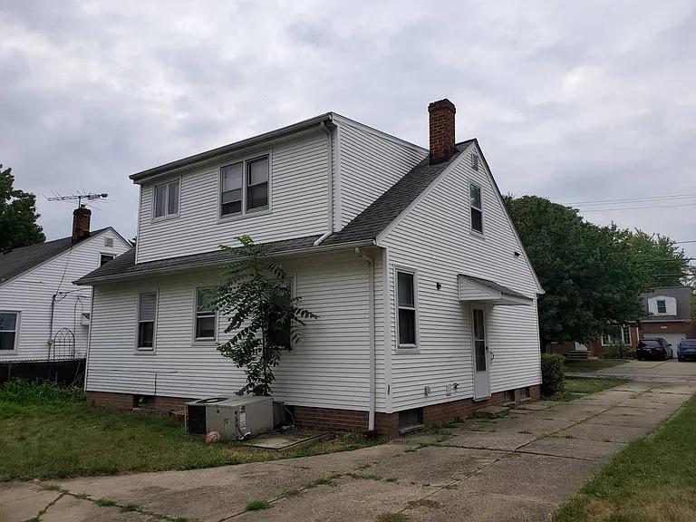 5451 Summit Rd — Photo 6