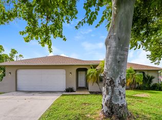 610 Gleason Pkwy, Cape Coral, FL 33914