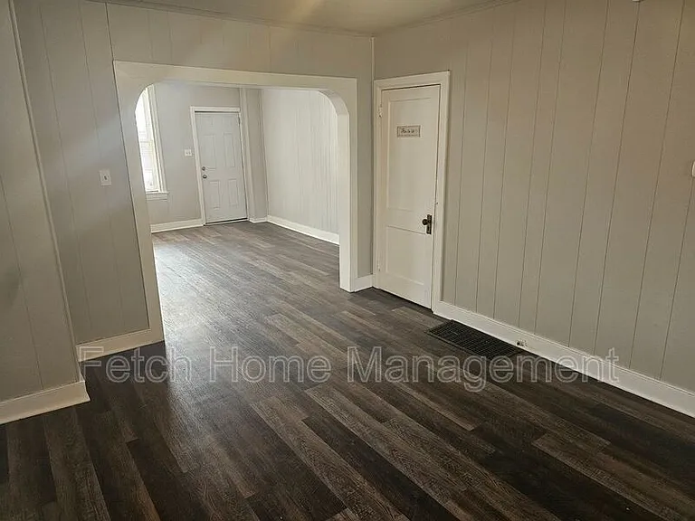 428 Smith St — Photo 3