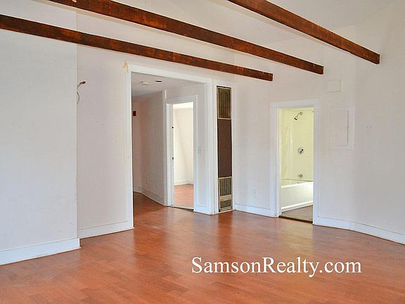 3rd image of 323 Wickenden St #3