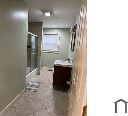 1st image of 34 Fenton St #1