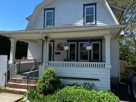 2nd image of 19 Armstrong Pl