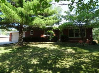 7801 Meadowview Dr, Evansville, IN 47710