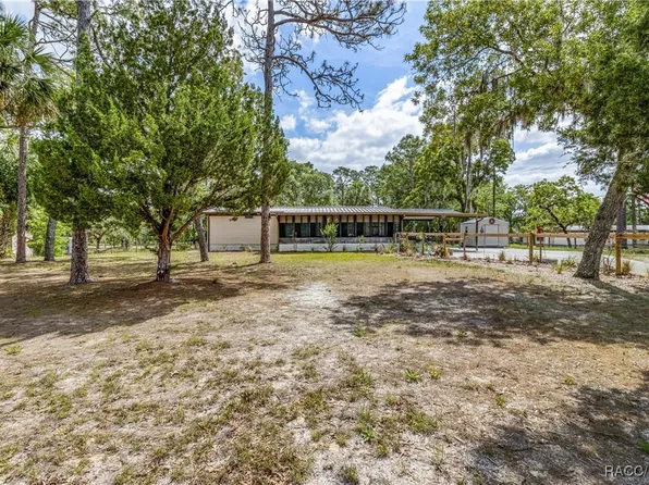1895 S Iroquois Ave, Homosassa, FL 34448