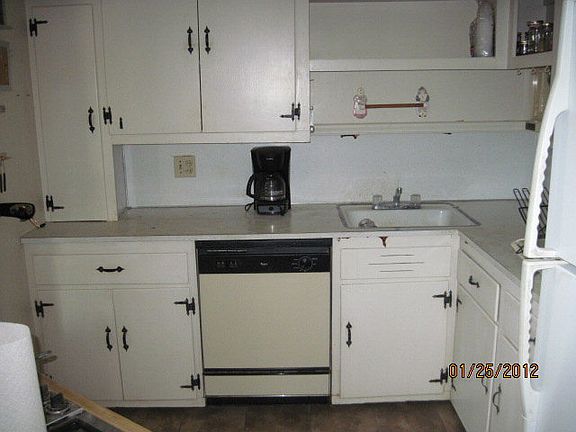 5th image of 131 Panola Ave