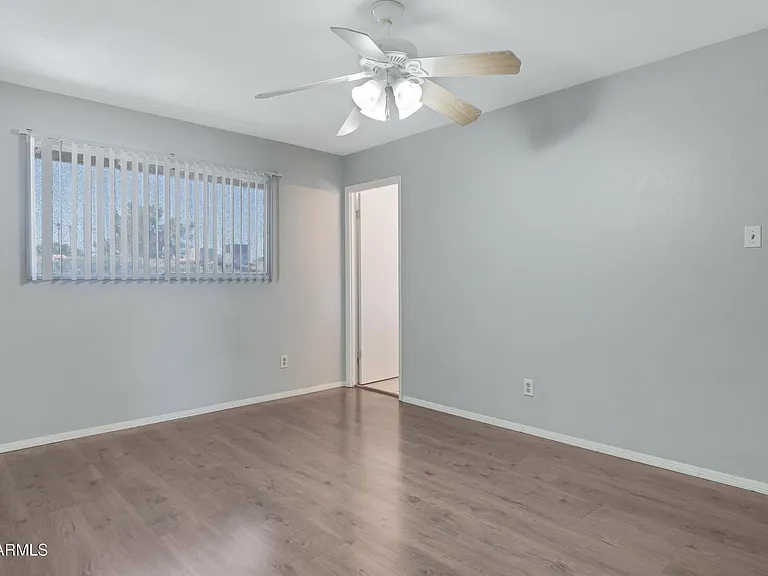 1627 E Fremont Dr — Photo 24