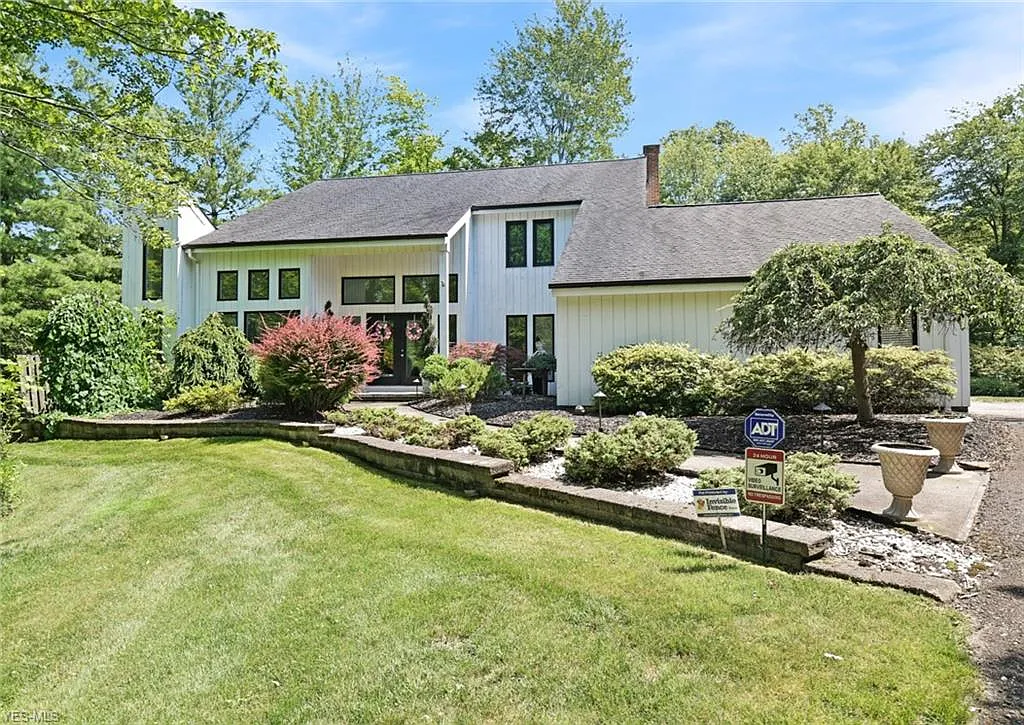 60 Creekview Cir photo 1