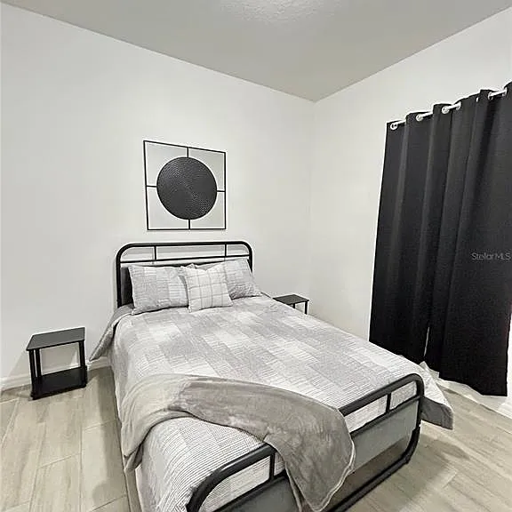 699 W Kaley St — Photo 8