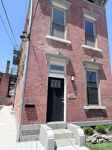 2607 Cook St Photo 1