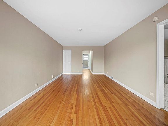 3rd image of 9129 Grand Ave