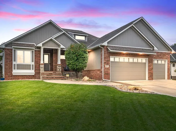 4023 N Fiddlers Cove St, Maize, KS 67101