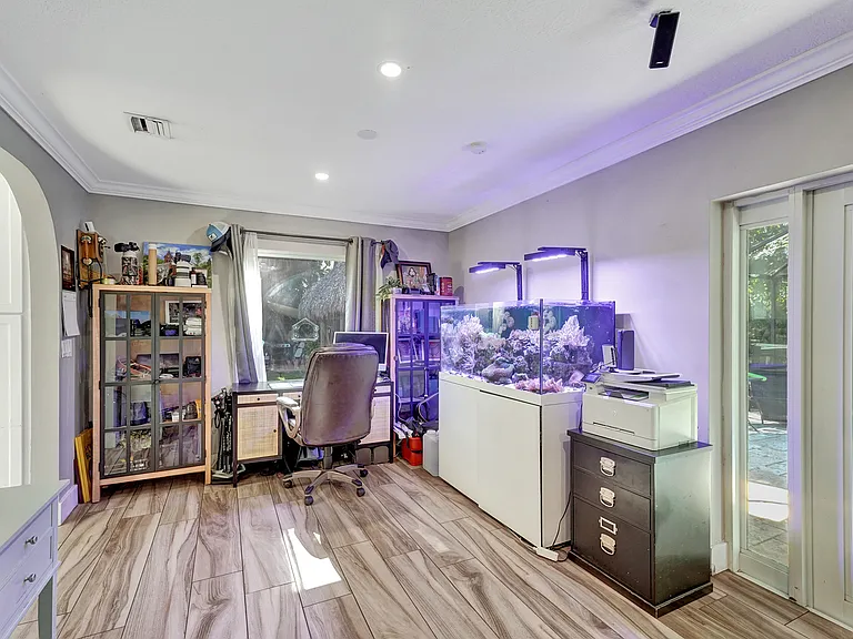 9025 SW 186th Ter — Photo 13