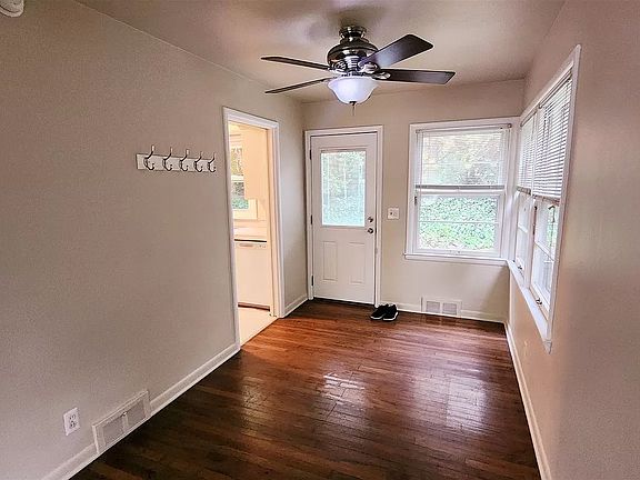 5th image of 605 Snyder Ave #1