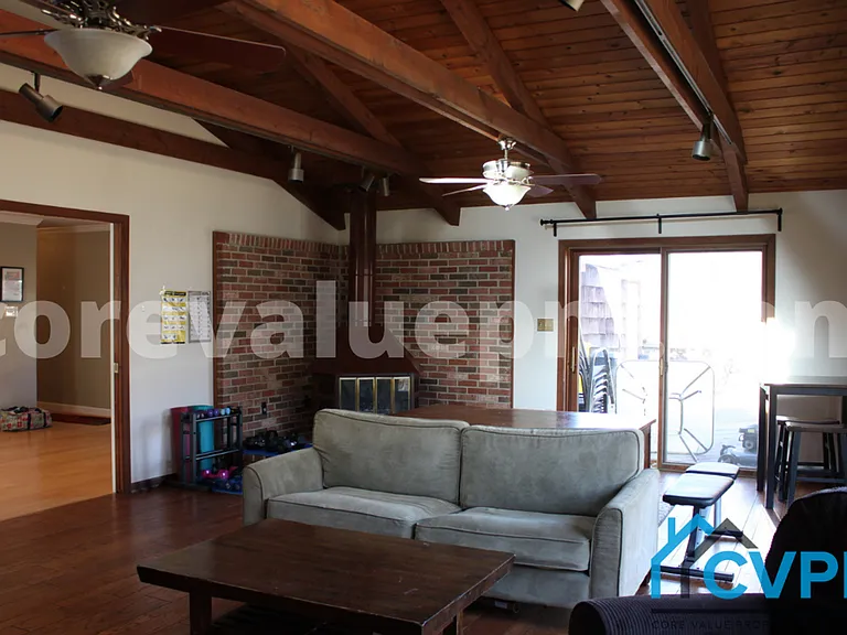 1771 Crofton Pkwy — Photo 9
