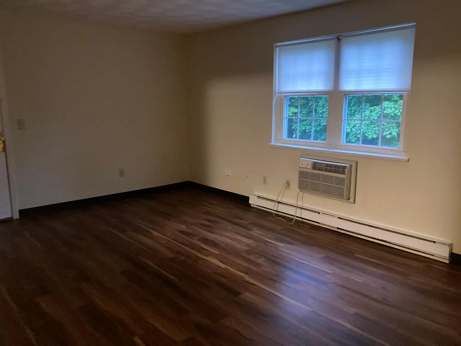 2 bed, 1100 sqft, $1,875 — Photo 2