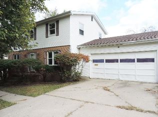 2010 N Home Park Ave, Decatur, IL 62526