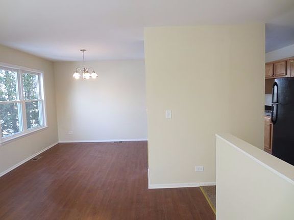 4th image of 244 Yellow Pine Dr