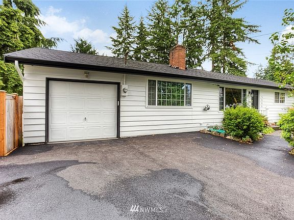 2nd image of 5808 177th St SW