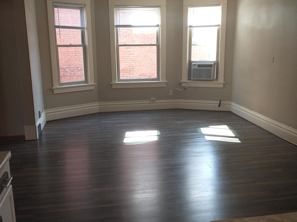 2nd image of 473 Locust St