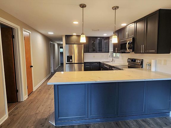 3rd image of 4538 Brentwood Dr