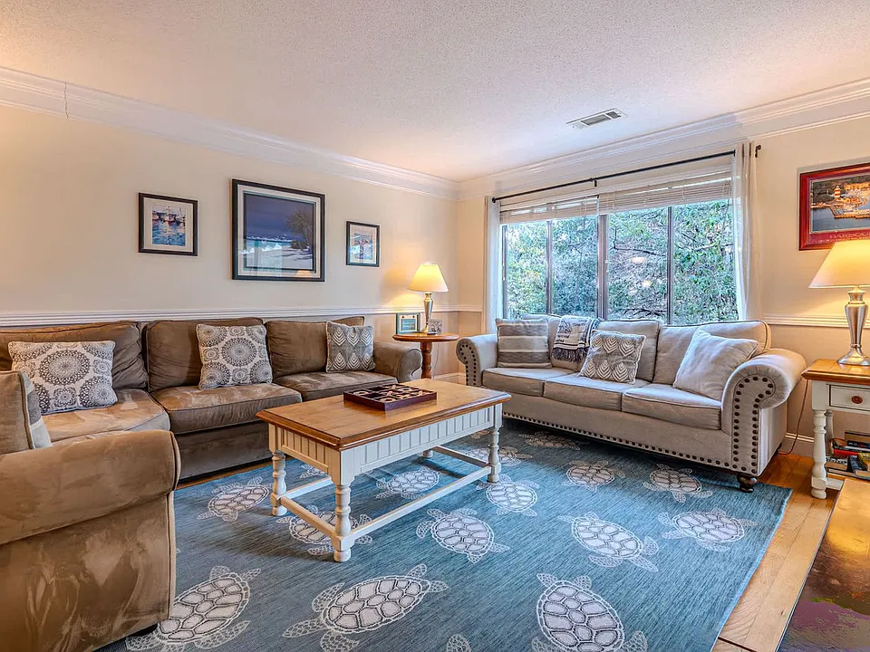 36 Deallyon Ave #ID1498585P