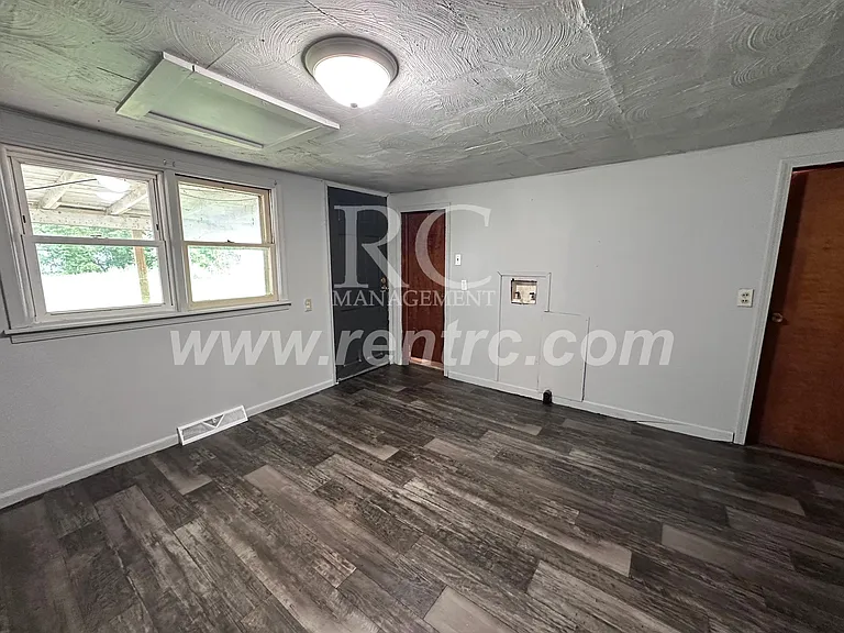230 Tennessee Ave — Photo 3