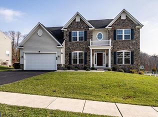 96 Inniscrone Dr, Avondale, PA 19311