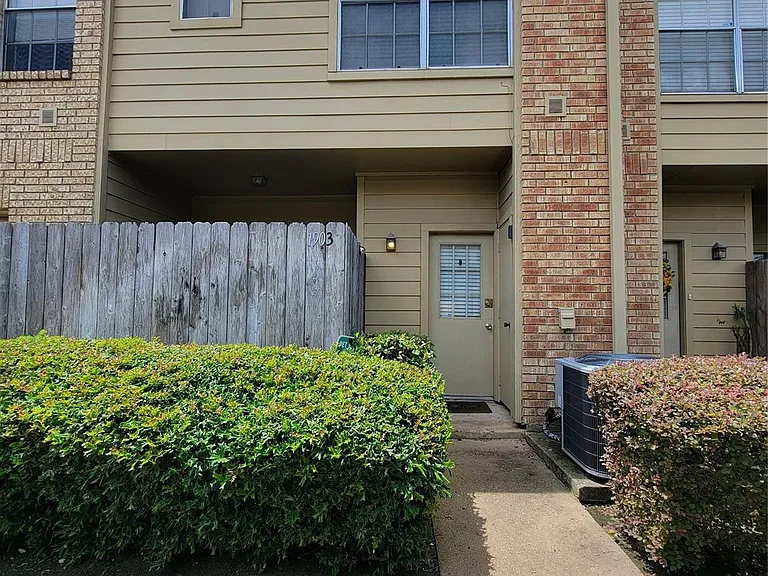 1515 Sandy Springs Rd #1903 — Photo 22