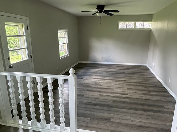 4th image of 7218 W Lockerbie Dr