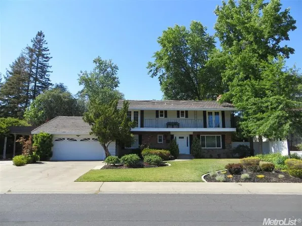 1022 Charleston Cir, Roseville, CA 95661