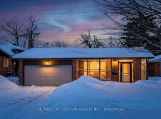 6 Deerpark Dr, Barrie, ON L4M 4W9