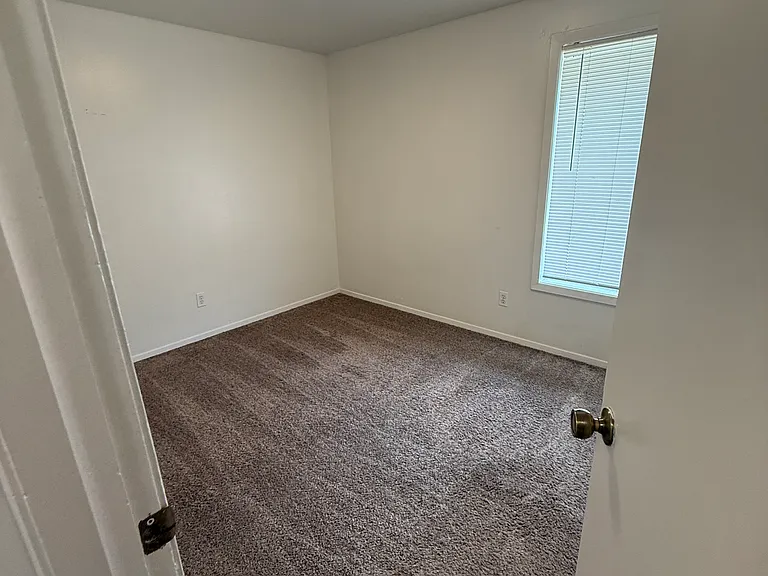 719 E Sherman Ave #3 — Photo 9