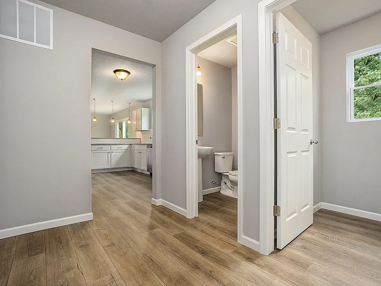 613 Courtyard Pl — Photo 5