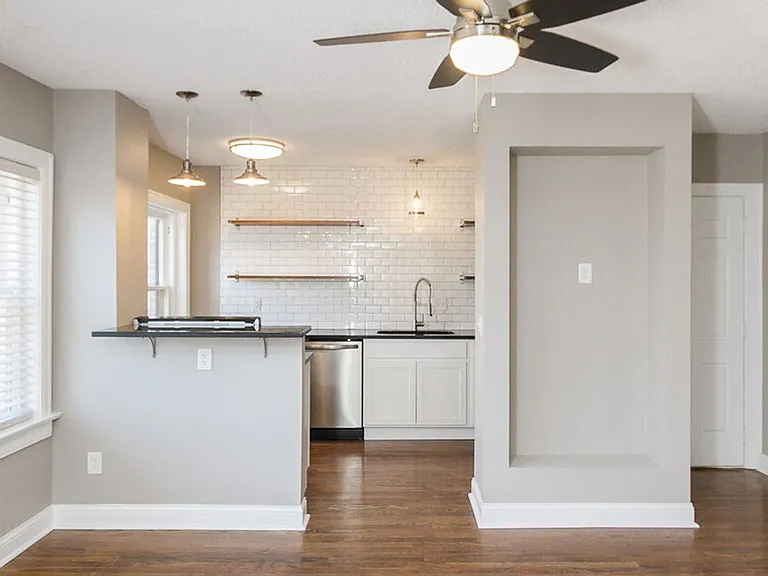 3940 Holmes St #3942 — Photo 11