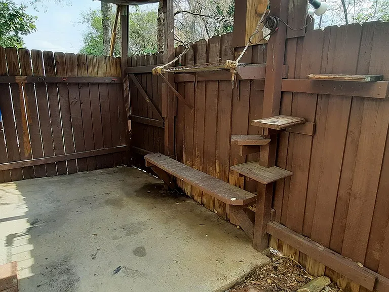 823 Taulbee Ln #B — Photo 21
