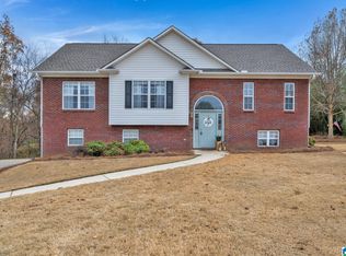 9226 Mark Ryan Dr, Kimberly, AL 35091