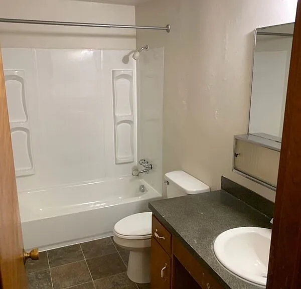 624 W Yakima St #103 — Photo 6