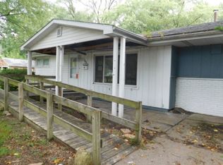511 N Crawford St, Danville, IL 61832