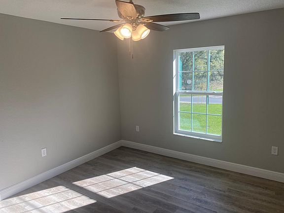 5th image of 3861 W Cross Dr