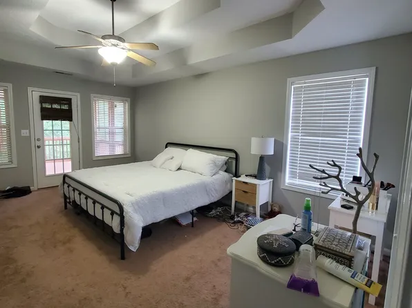 3449 N Henderson Way, Clarksville, TN 37042