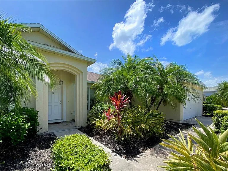 155 36th Ct SW — Photo 3