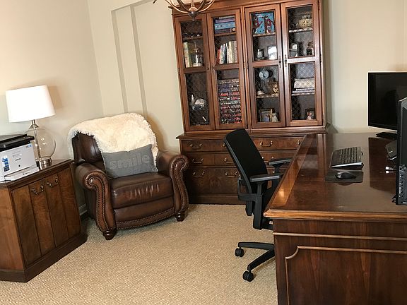 4th image of 2512 Hailes Ln
