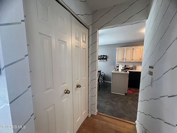5th image of 2347 McKivett Dr