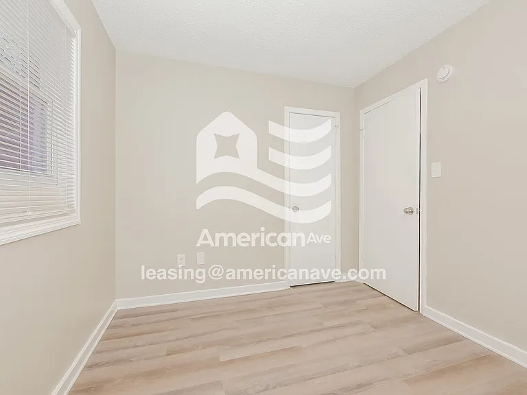 1768172_013_wm_-_bedroom_13322775.jpg