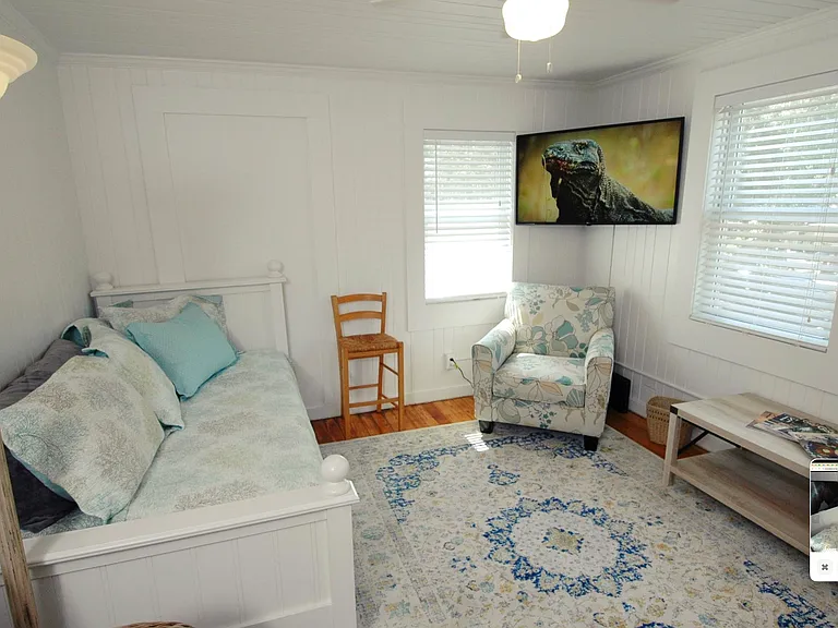 547 Ocean Blvd #4 — Photo 16