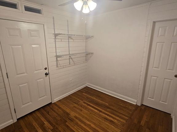 2nd image of 3809 Cherrywood Rd