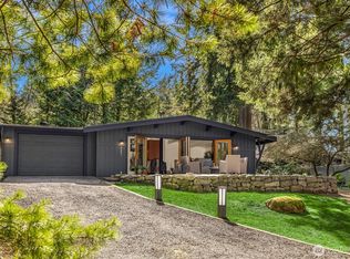 5551 NE Fletcher Lndg, Bainbridge Island, WA 98110