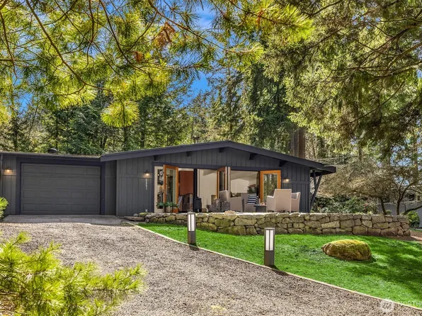 5551 NE Fletcher Landing, Bainbridge Island, WA 98110