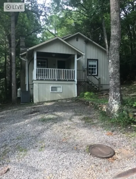 6 Bowers Rd